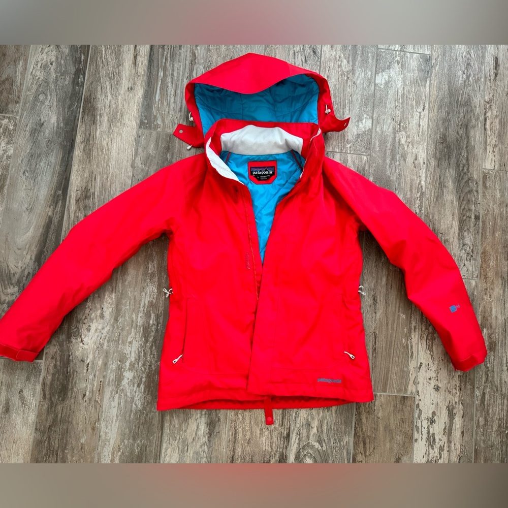 Patagonia Women’s Ski Jacket Red Size Large